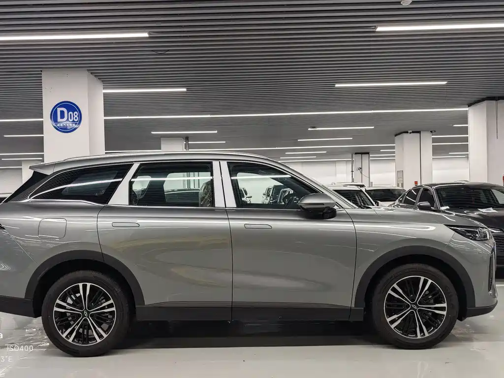 Chery Tiggo 8L — миниатюра 3