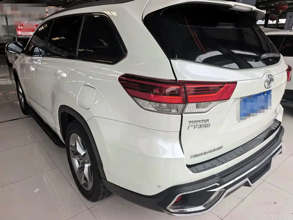 Toyota Highlander — миниатюра 6