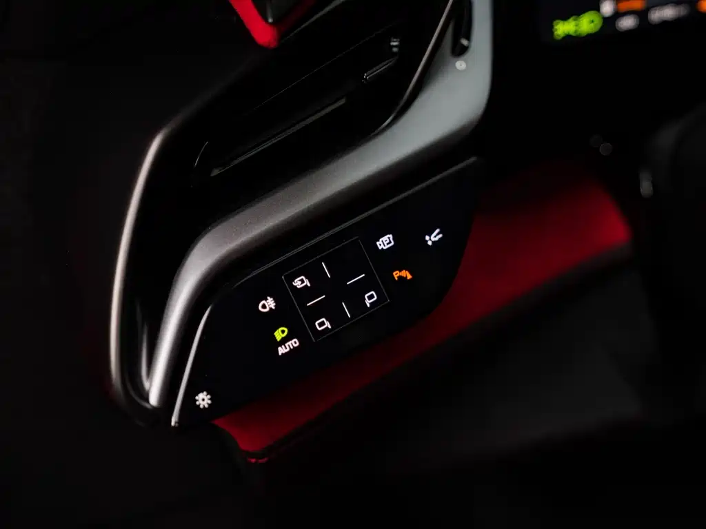 Ferrari SF90 — миниатюра 22
