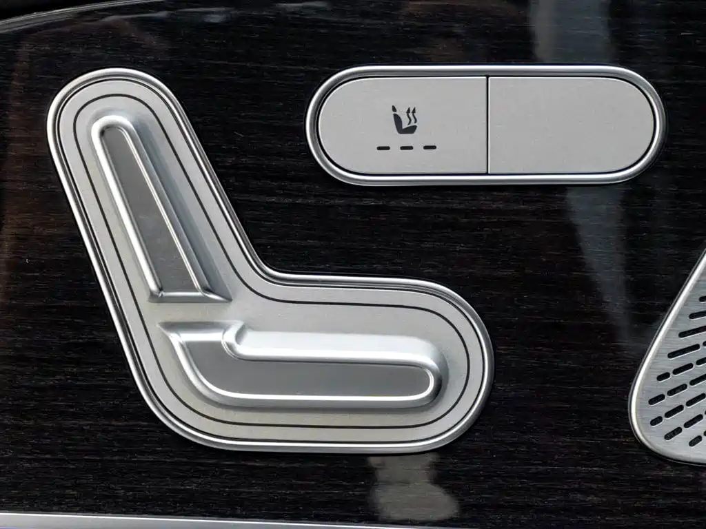 Mercedes-Benz GLE (Import) — миниатюра 22