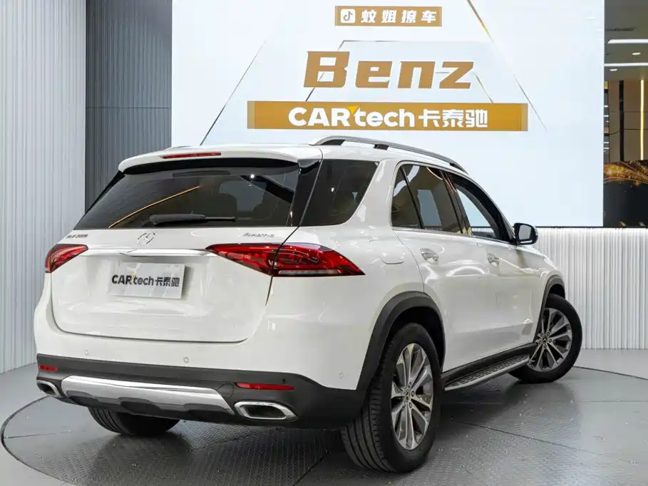 Mercedes-Benz GLE (Import) — миниатюра 6