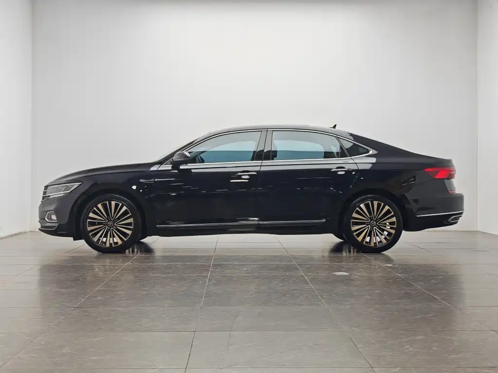 Volkswagen Passat 2020 330TSI Luxury V