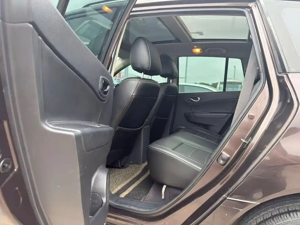 Renault Koleos (Import) — миниатюра 9