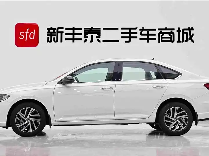 Volkswagen Lavida — миниатюра 4