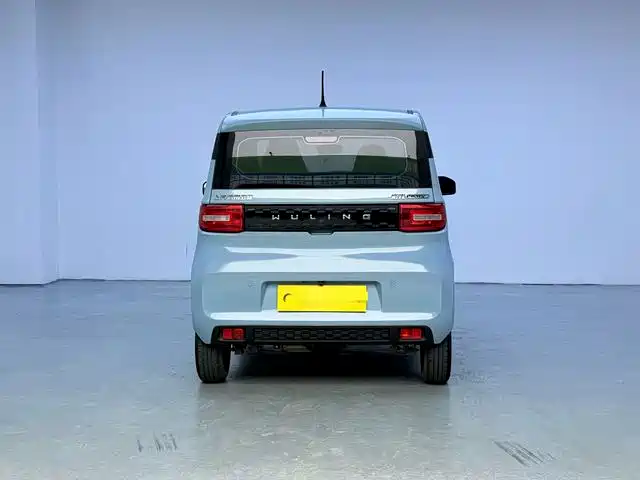 Wuling MINIEV — миниатюра 5