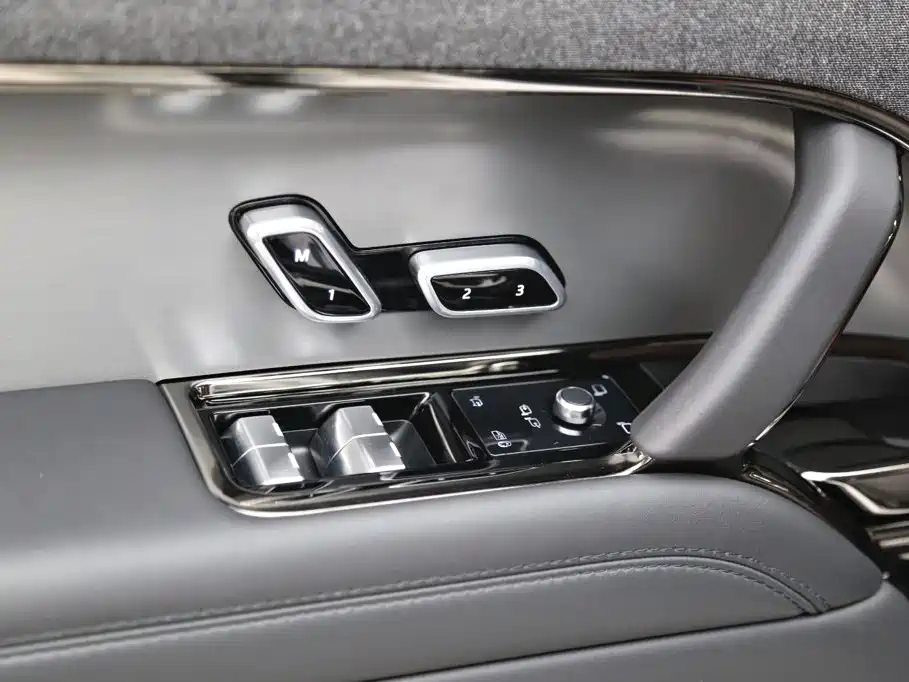 Land Rover Sport — миниатюра 11