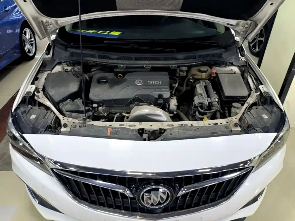 Buick Verano — миниатюра 20