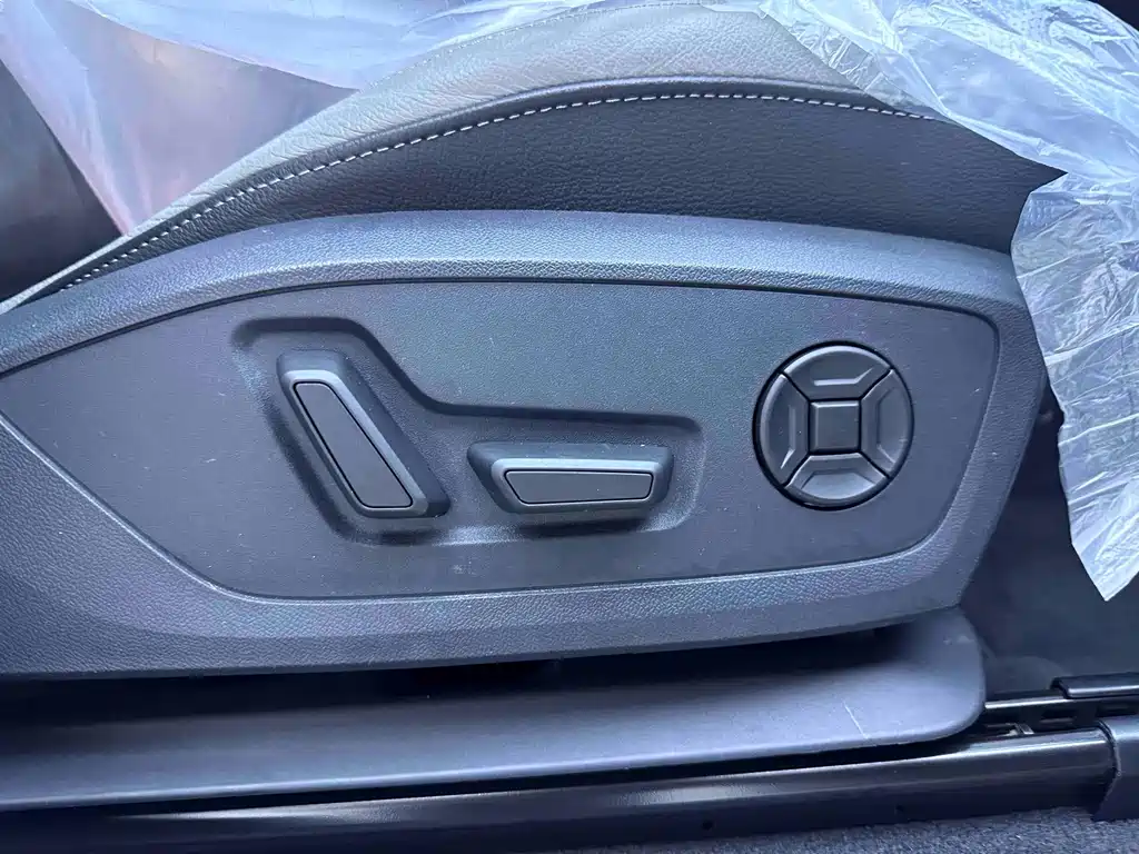 Audi Q3 — миниатюра 18