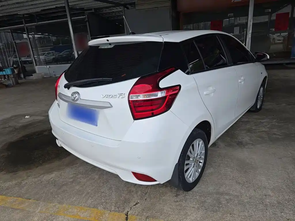 Toyota Vios FS — миниатюра 7