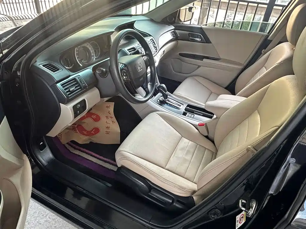Honda Accord — миниатюра 4