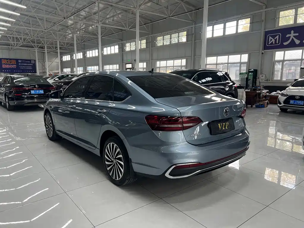 Volkswagen Lavida — миниатюра 7