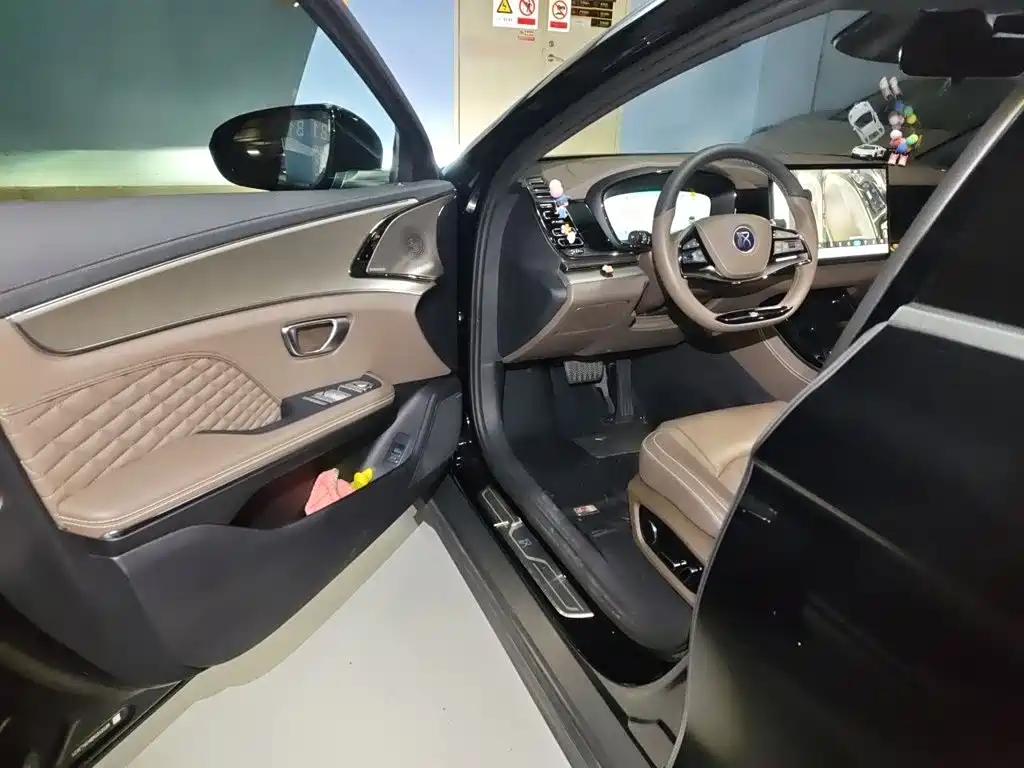 BYD Han — миниатюра 17