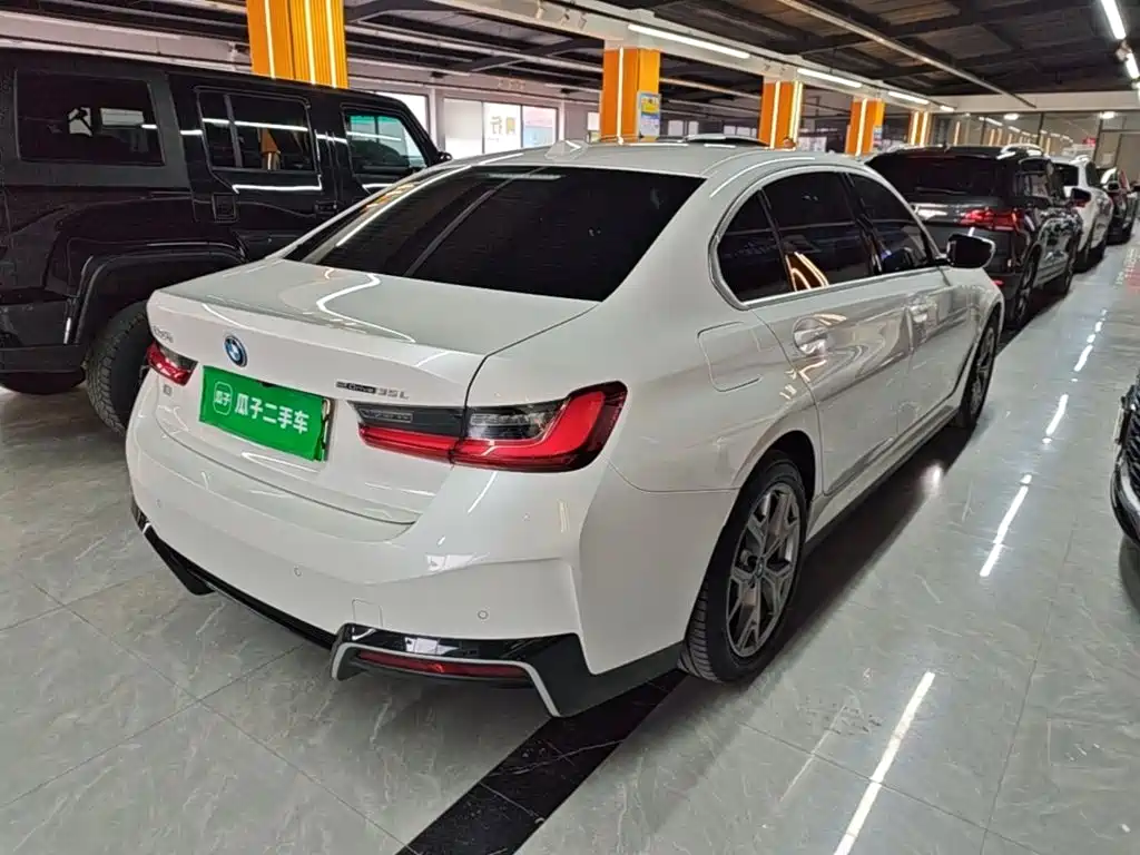 BMW i3 — миниатюра 7