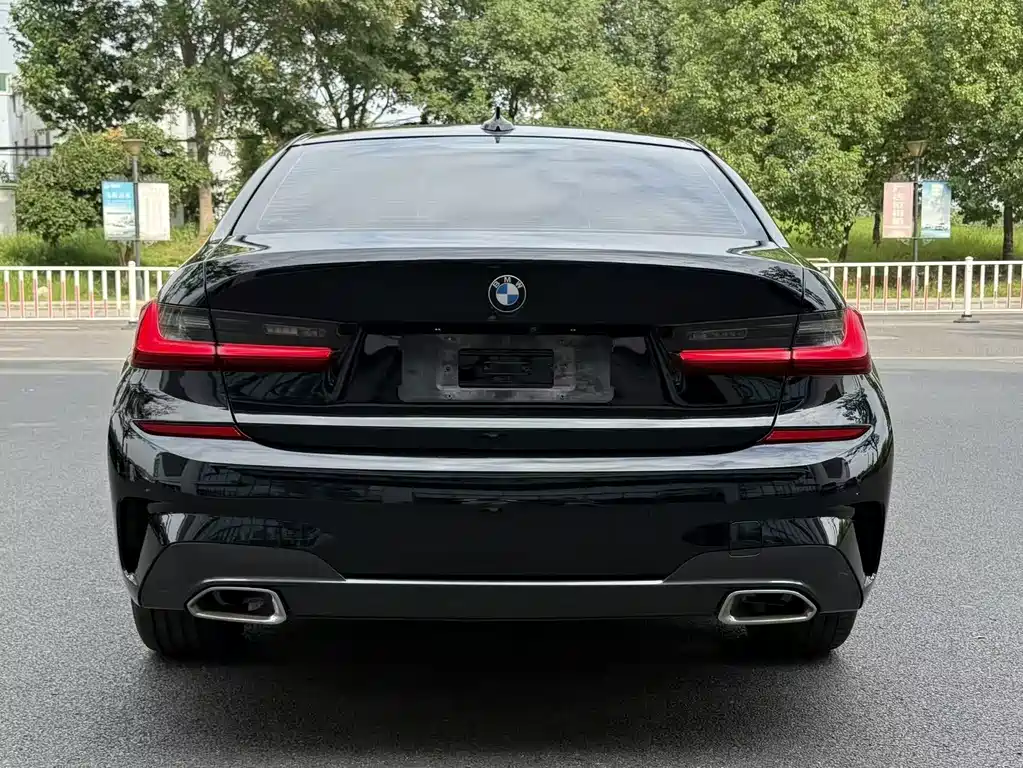 BMW 3 Series — миниатюра 6