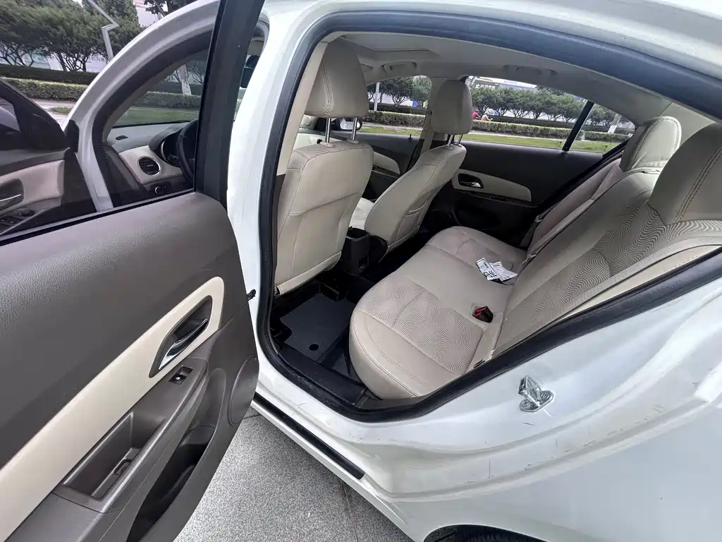 Chevrolet Cruze 1.5L Classic SE AT, фото 11