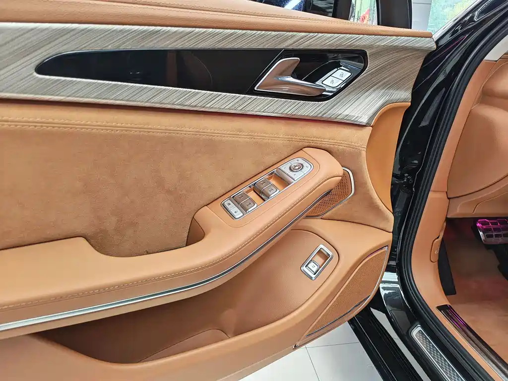Hongqi Hongqi H9 — миниатюра 14