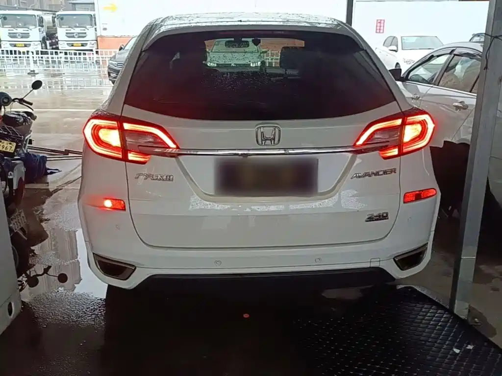 Honda Avancier — миниатюра 6