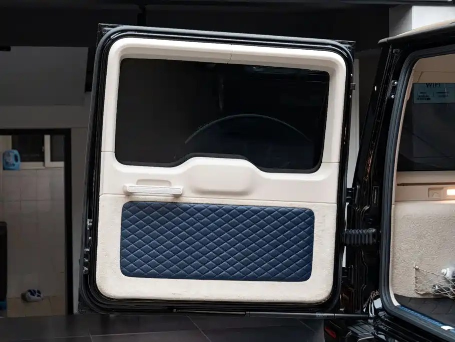 Mercedes-Benz G-Class — миниатюра 17