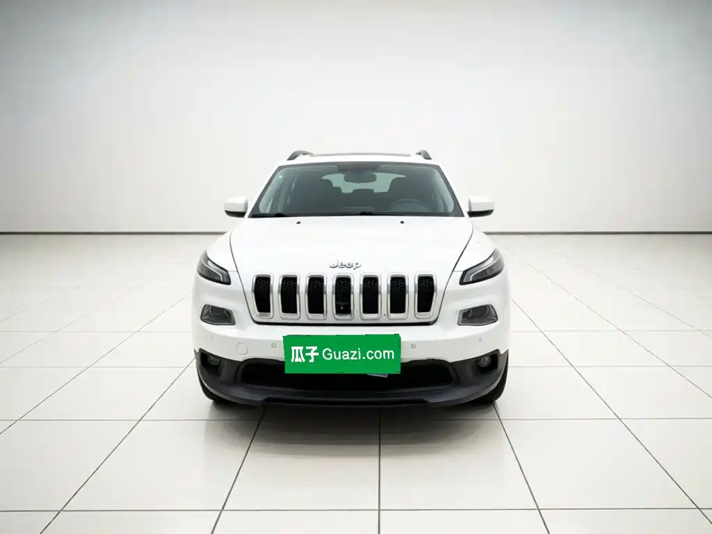 Jeep Cherokee — миниатюра 2