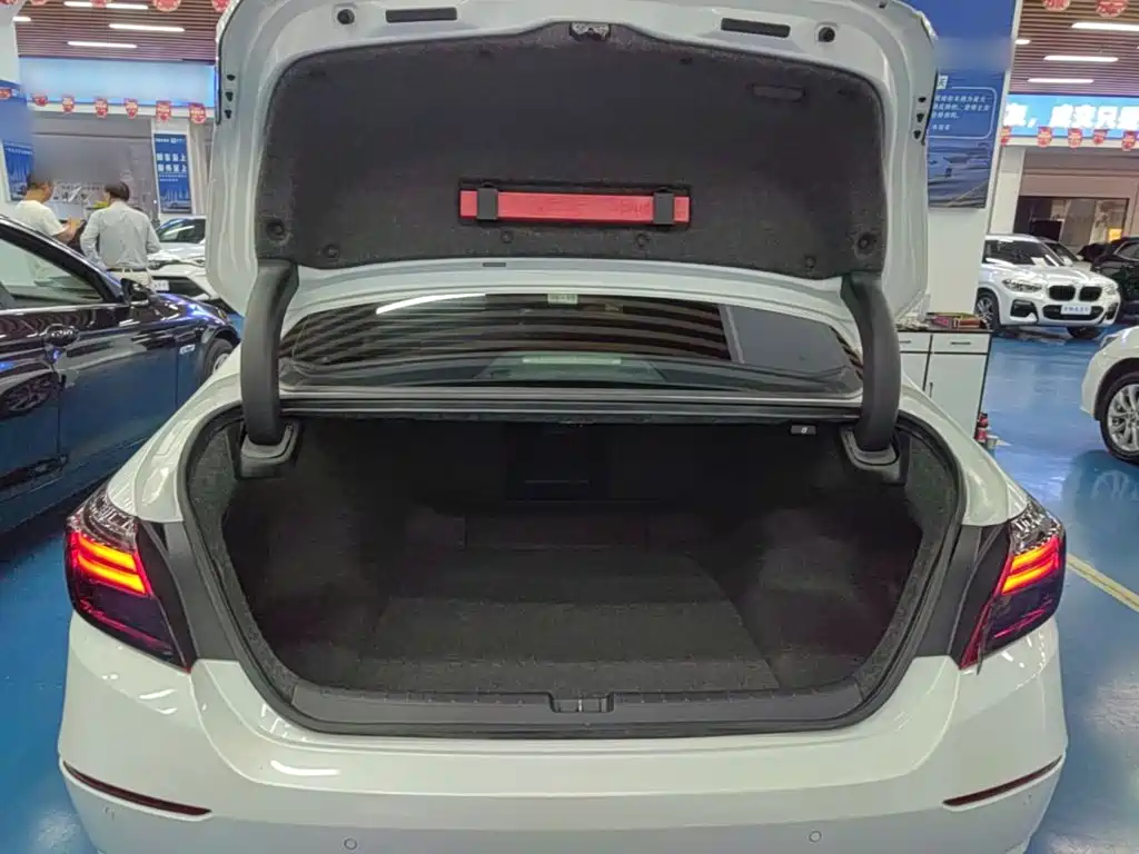 Honda Inspire — миниатюра 19