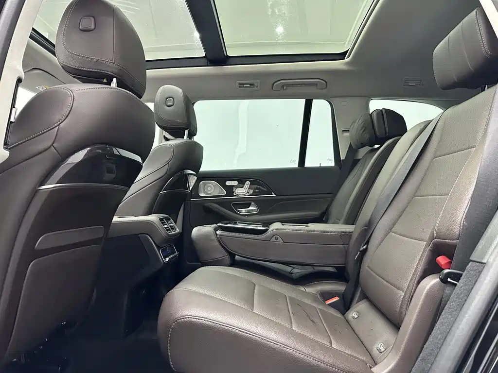 Mercedes-Benz GLS — миниатюра 11
