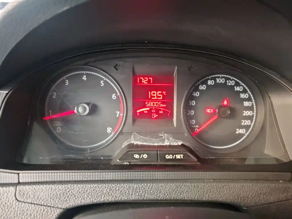 Volkswagen Santana — миниатюра 12