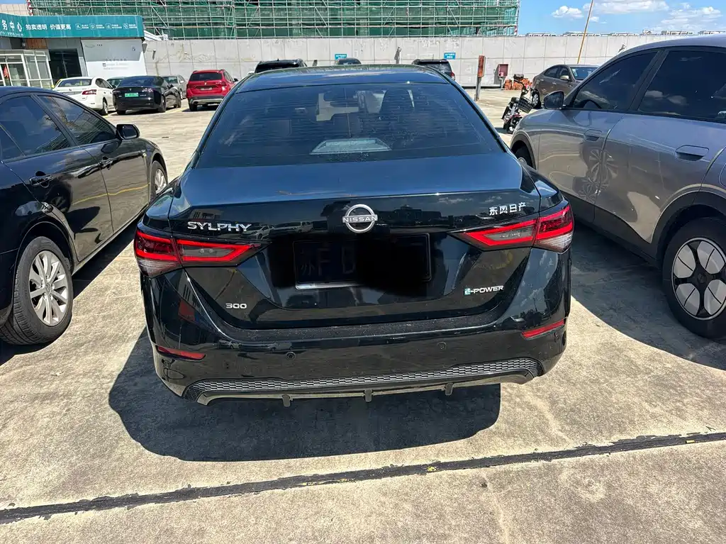 Nissan Sylphy — миниатюра 6