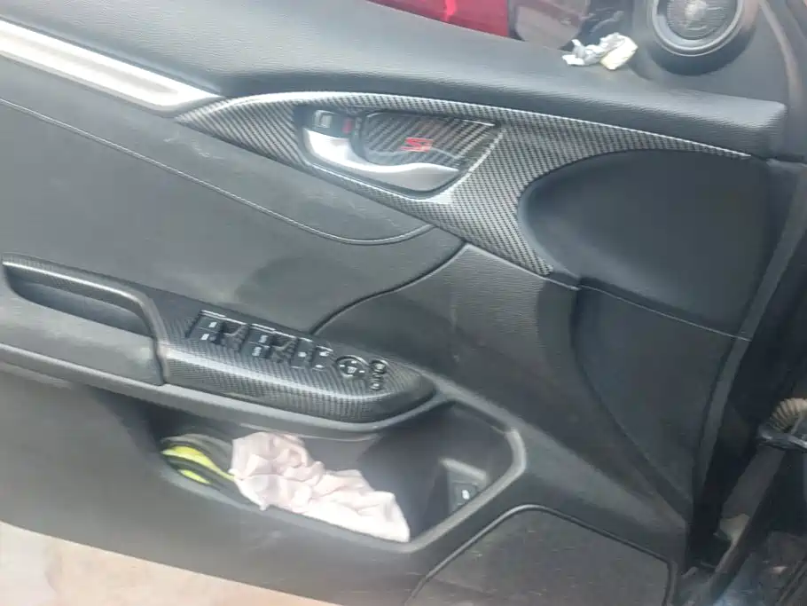 Honda Civic — миниатюра 7