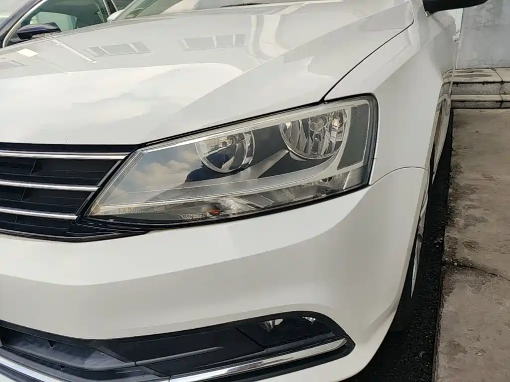 Volkswagen Sagitar — миниатюра 24