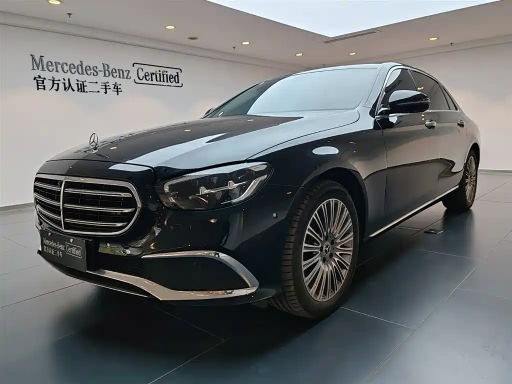 Mercedes-Benz E-Class 2022