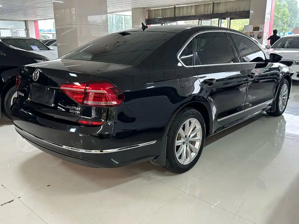 Volkswagen Passat — миниатюра 19