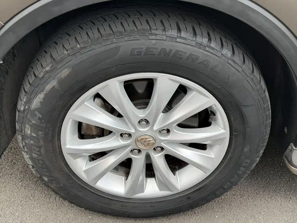 Buick Envision Plus — миниатюра 14