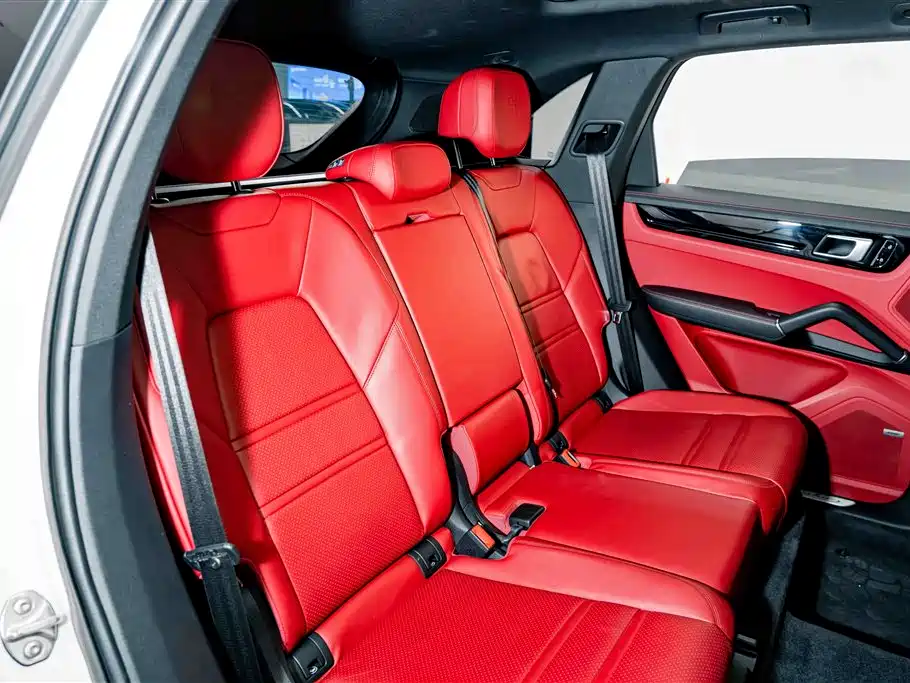 Porsche Cayenne — миниатюра 24