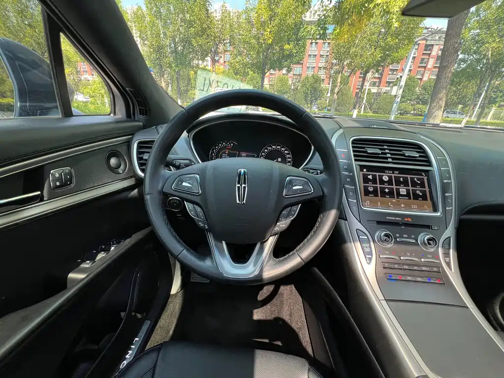 Lincoln MKX — миниатюра 13