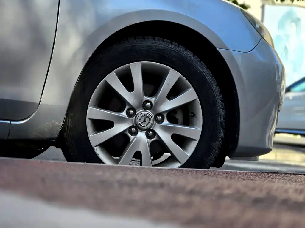 Mazda 3 (Import) — миниатюра 13