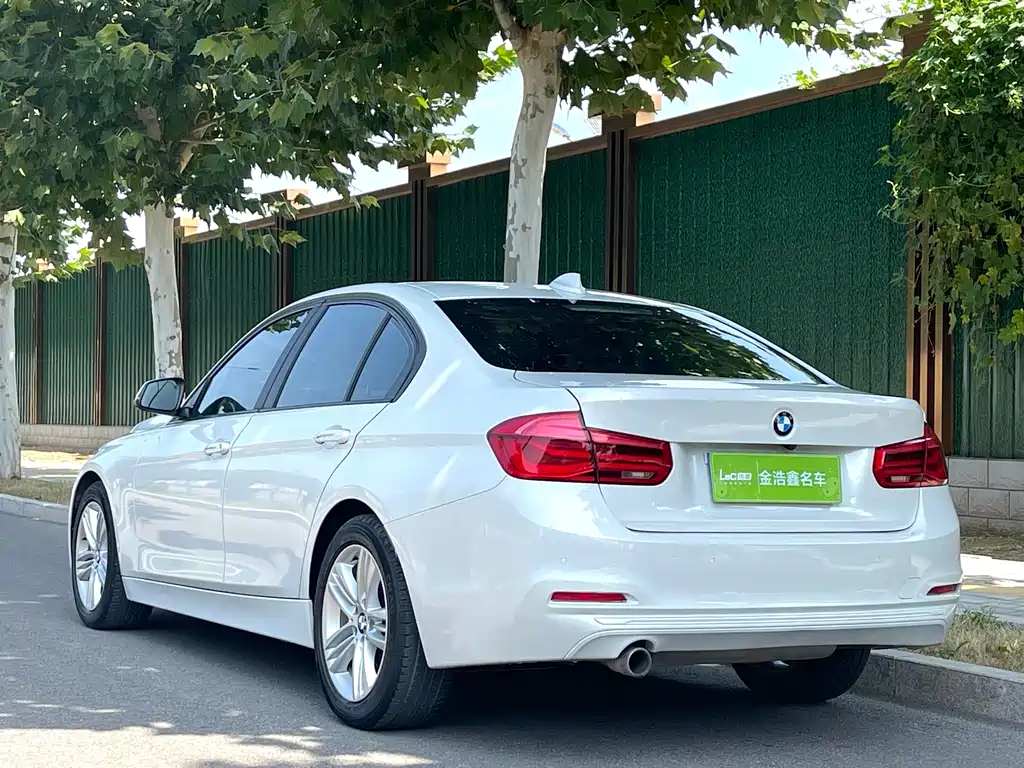 BMW 3 Series — миниатюра 20