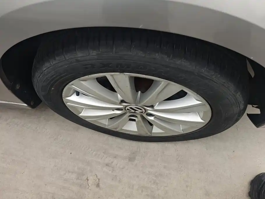 Volkswagen Sagitar — миниатюра 6