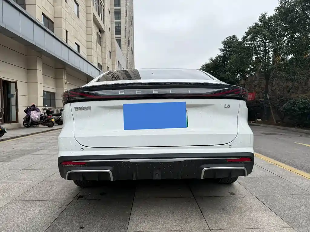 GEELY GALAXY GALAXY L6