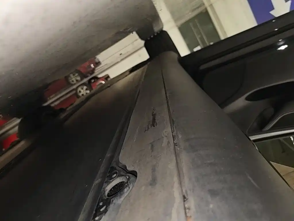 Tesla Model Y — миниатюра 22