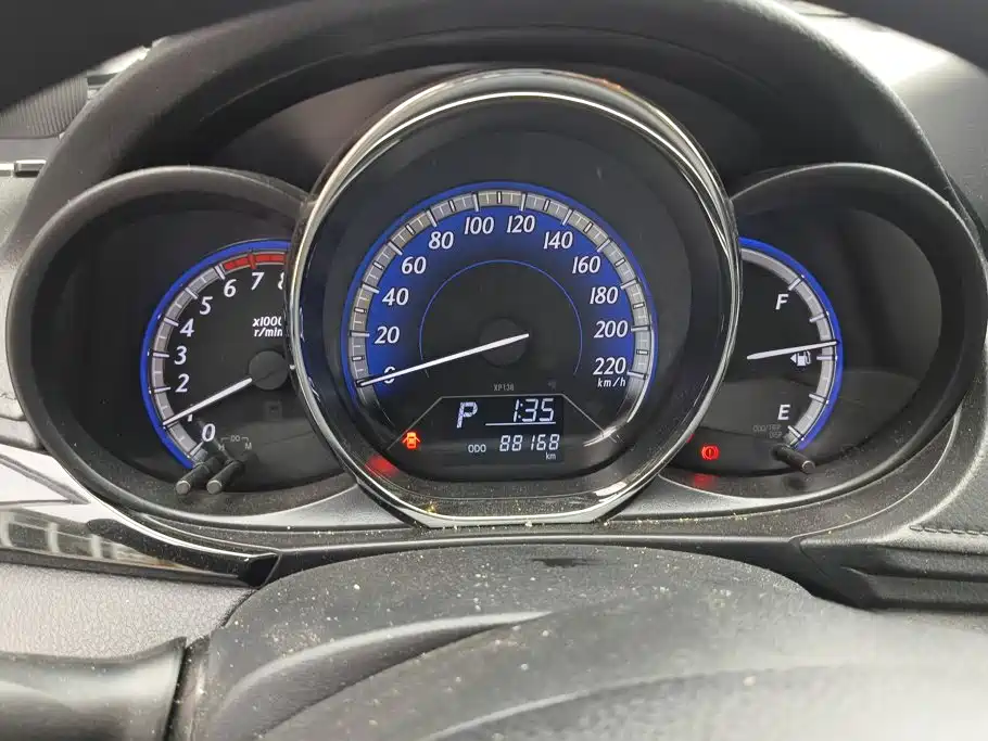 Toyota Yaris L — миниатюра 13