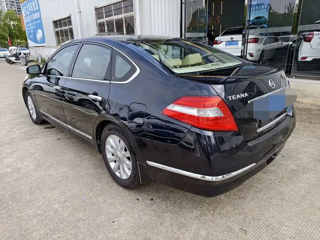 Nissan Teana — миниатюра 4