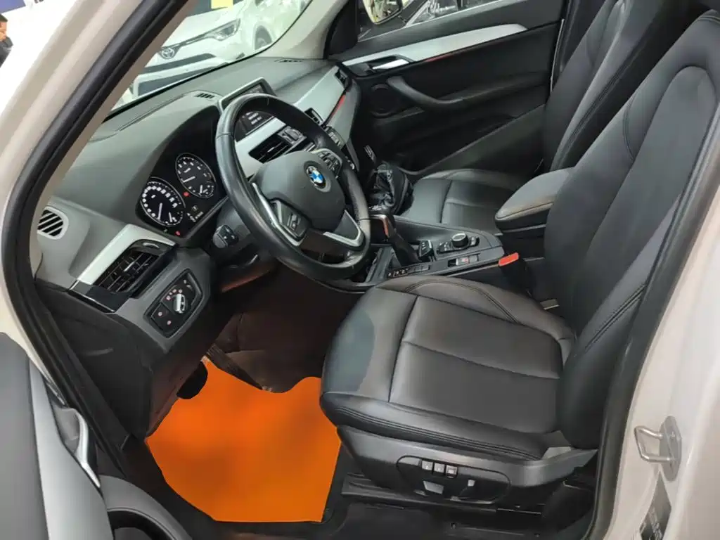 BMW X1 — миниатюра 15