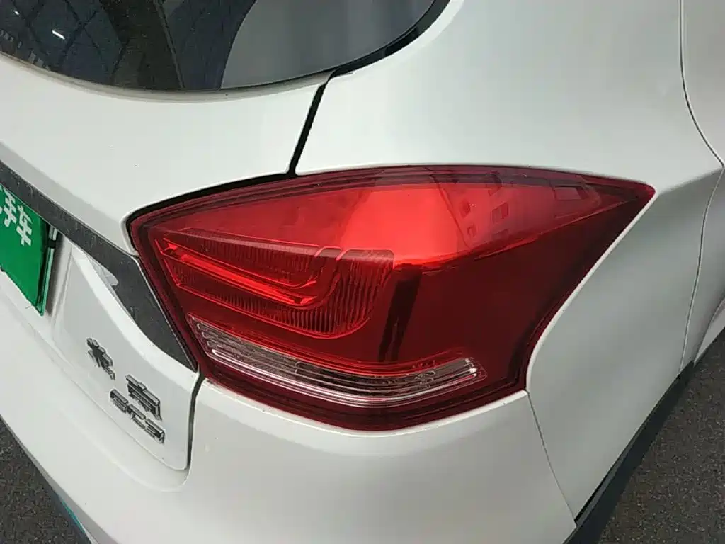 BAIC New Energy EC3 — миниатюра 8