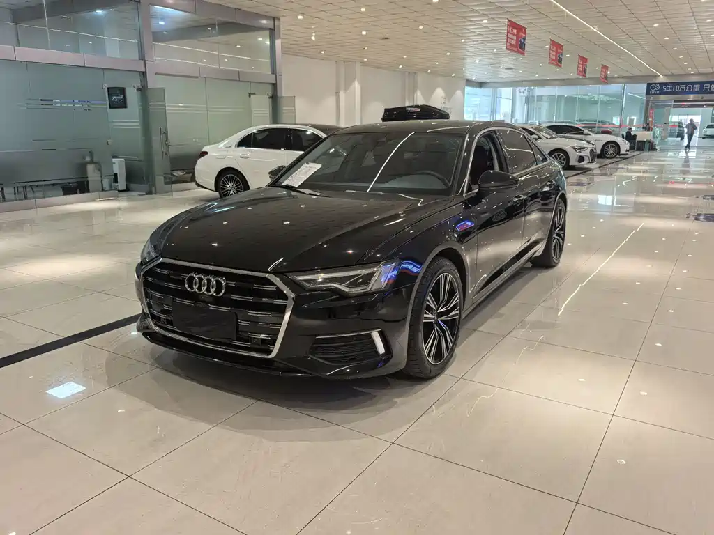 Audi A6L 2022