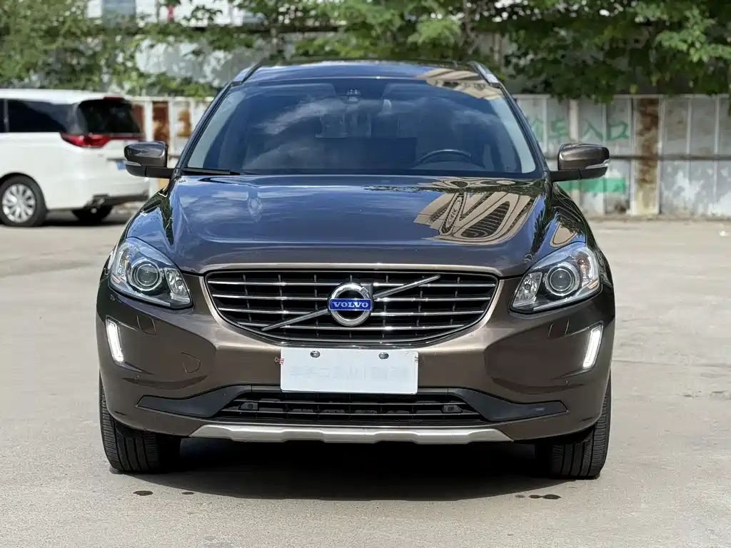 Volvo XC60 (Import) — миниатюра 2