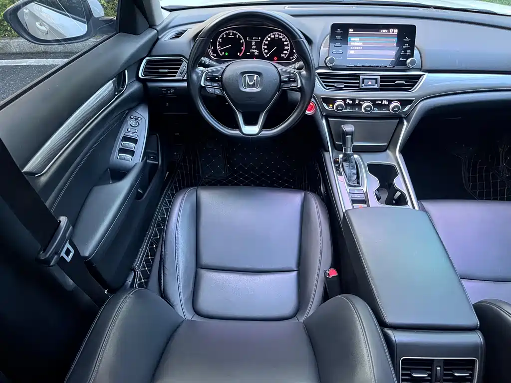 Honda Accord — миниатюра 13