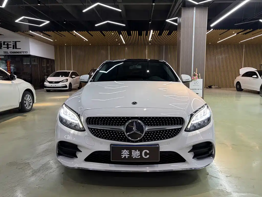 Mercedes-Benz C-Class — миниатюра 2
