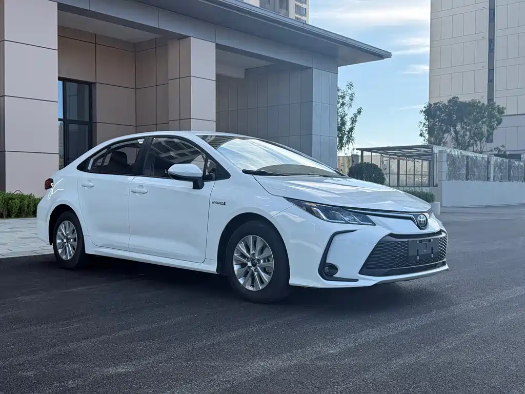 Toyota Corolla — миниатюра 3