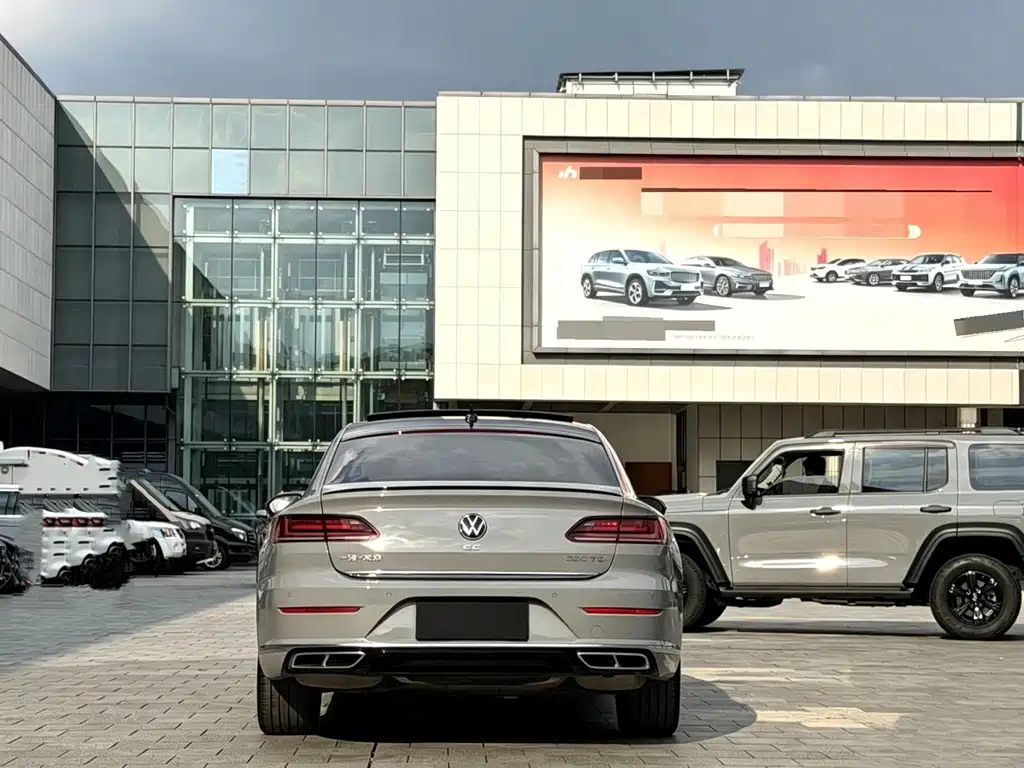 Volkswagen CC — миниатюра 8