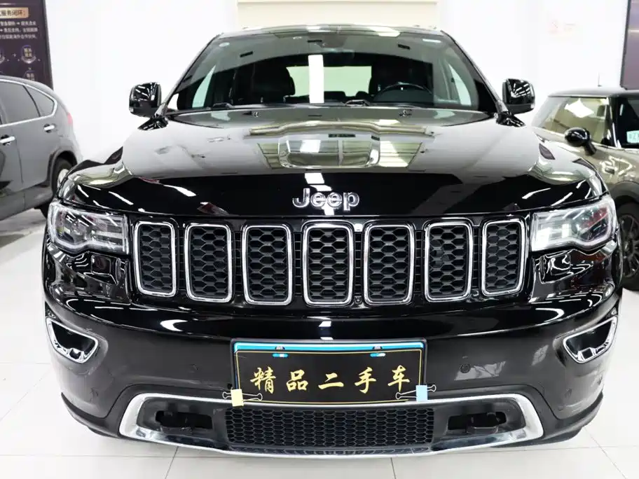 Jeep Grand Cherokee (Import) — миниатюра 2